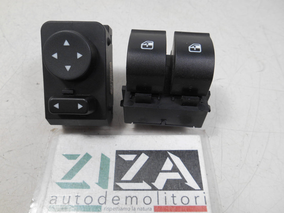 Pulsantiera Alzacristalli Anteriore Sinistra Fiat Punto Evo 2010 735500050
