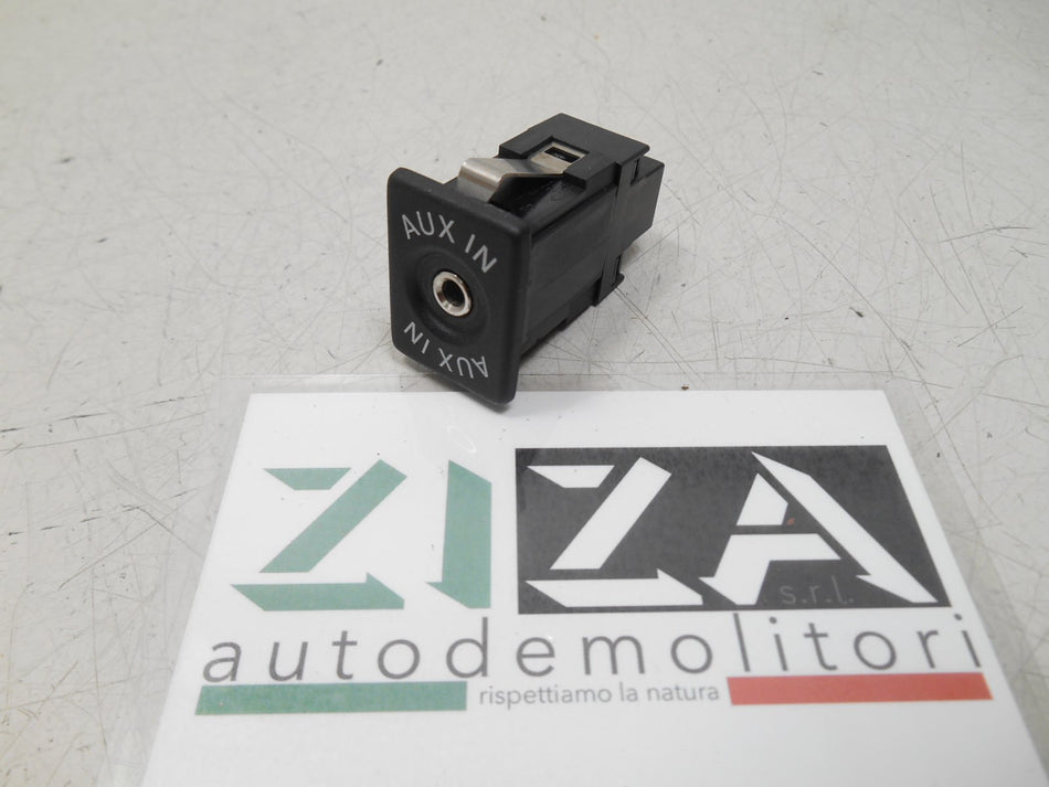 Presa Porta Ingresso AUX VW Golf VI 2009 5M0035724 Tiguan 2008