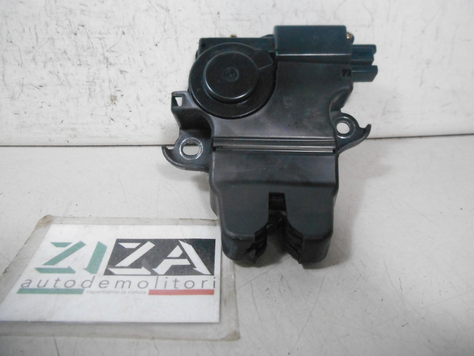 Serratura Elettrica Portellone Posteriore Toyota Avensis II T25 2004 3 Pin