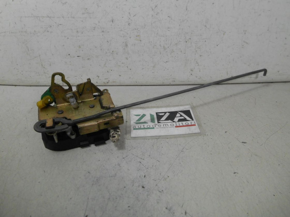Serratura Anteriore Destra Nissan Atleon 2004