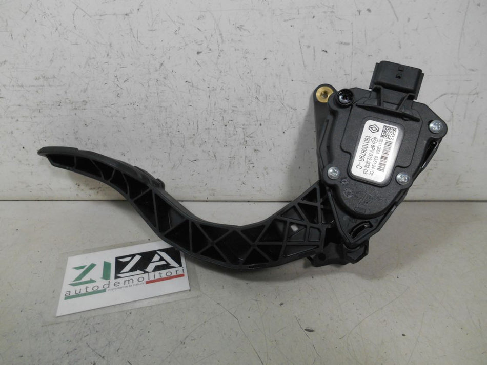 Pedale Acceleratore Renault Captur II Res 1.0 B/GPL 74kw 2025 180100879R