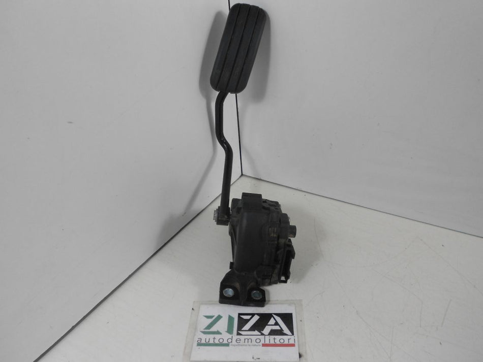 Pedale Acceleratore Opel Vivaro A 2.0 DCI 84kw M9R E7 2009 7700313060