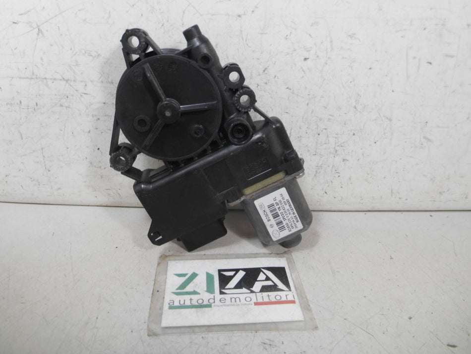 Motorino Alzacristalli Anteriore Sinistro Hyundai ix20 2014 82450-1P010