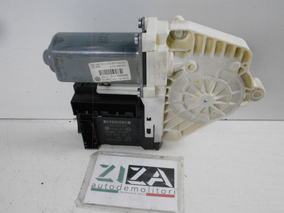 Motorino Alzacristalli Anteriore Destro VW Passat 3C 2006 1K0959792L 1K0959702P