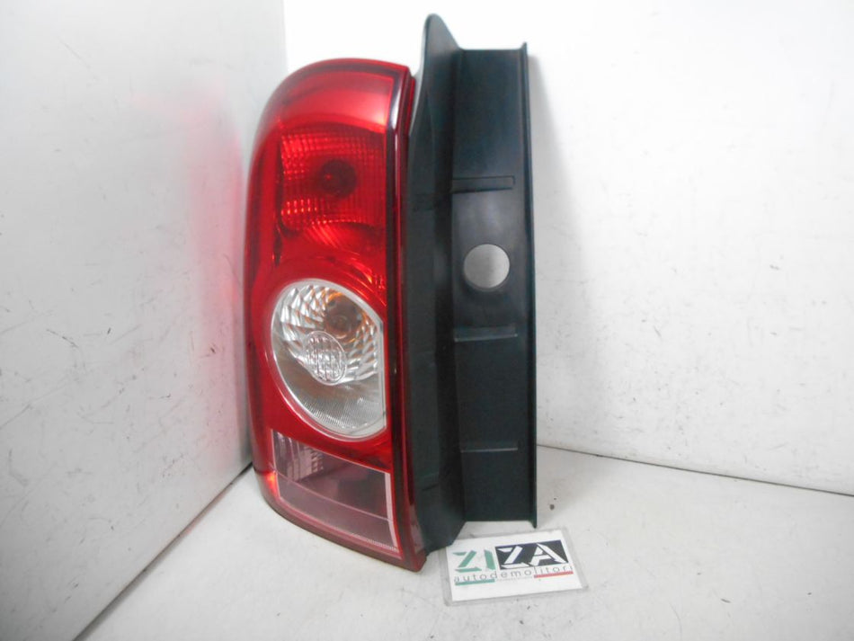 Faro Fanale Posteriore Sinistro Dacia Duster I 2012 265550035R