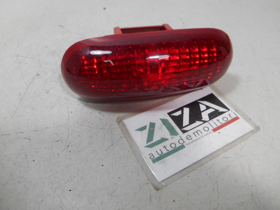 Faro Fanale Posteriore Terzo Stop Opel Vivaro A 2009