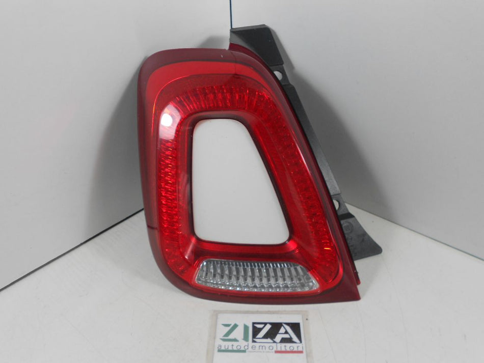 Faro Fanale Posteriore Sinistro Fiat 500 Res 2017 81599002 81599007