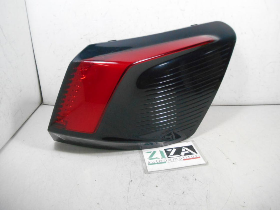 Faro Fanale Posteriore Esterno Destro Peugeot 3008 II 2016 9810477080