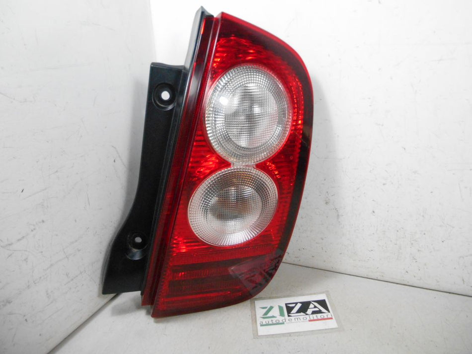 Faro Fanale Posteriore Destro Nissan Micra K12 2003 26550BC500