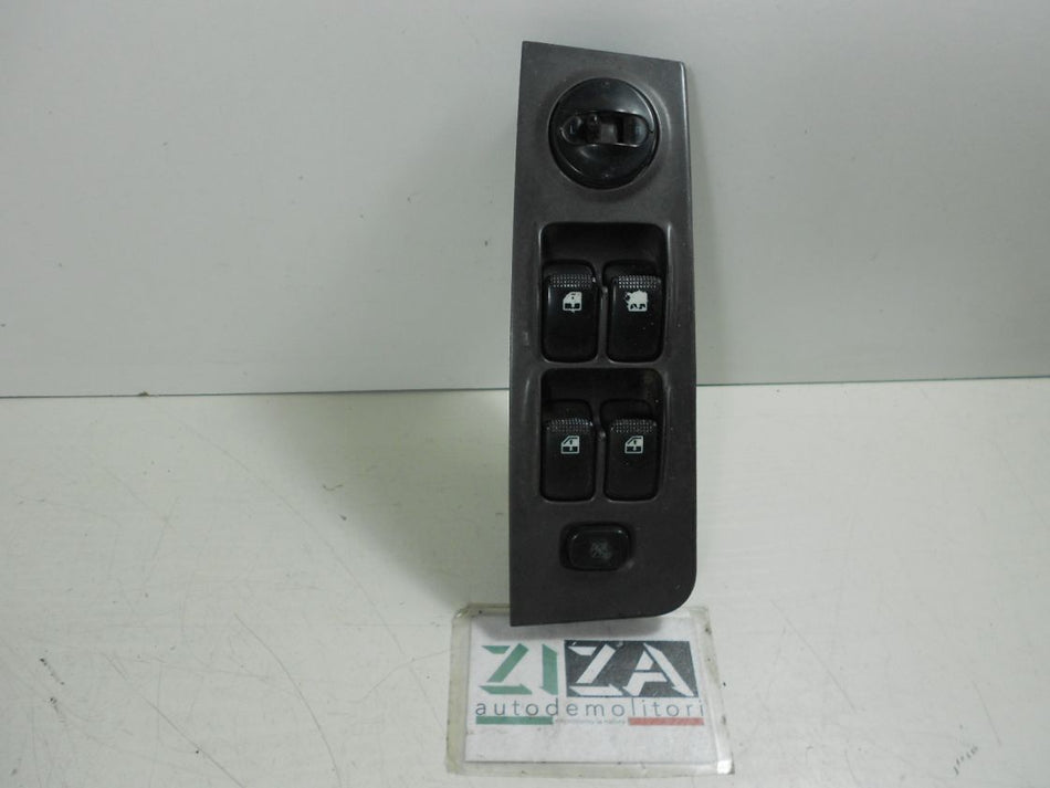 Pulsantiera Alzacristalli Anteriore Sinistra Hyundai Matrix 2004 93570-17100