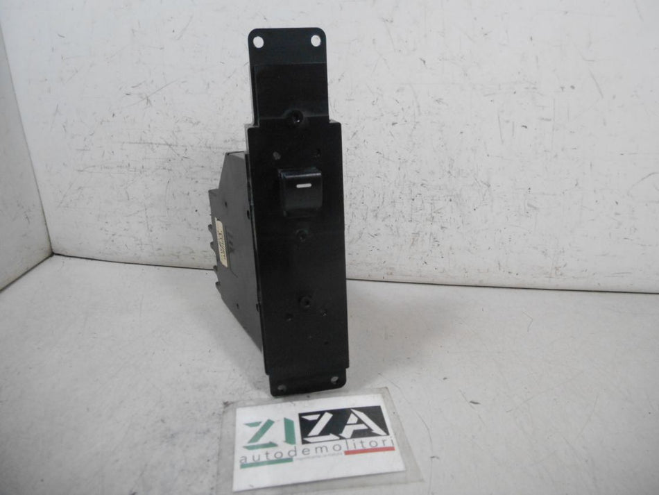 Pulsantiera Alzacristalli Anteriore Destra Range Rover L322 2002 YUD000250PUY