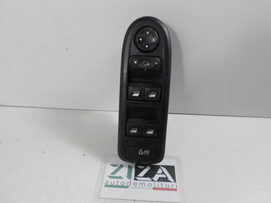 Pulsantiera Alzacristalli Anteriore Sinistra Peugeot 508 2012 98026370ZD