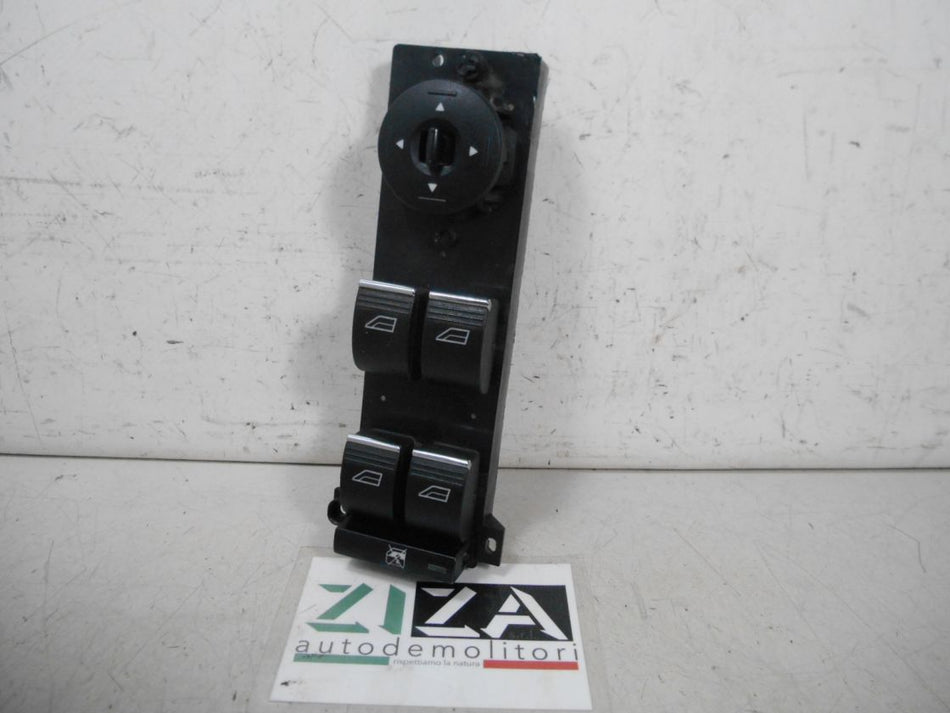 Pulsantiera Alzacristalli Anteriore Sinistra Ford Focus II 2008 8M5T-14A132-AA