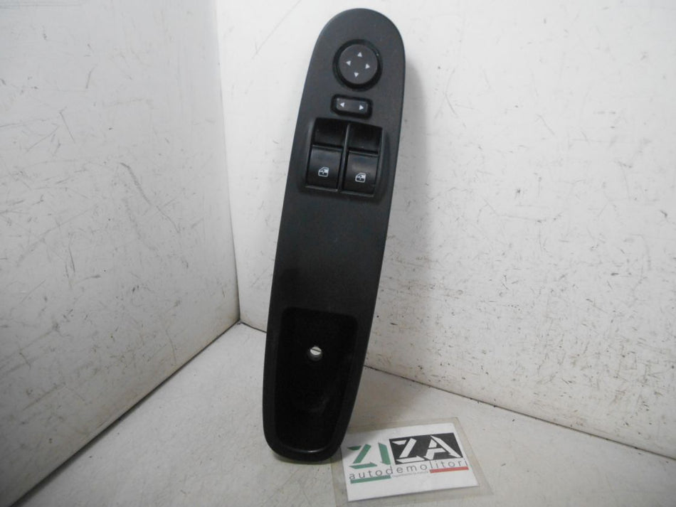 Pulsantiera Alzacristalli Anteriore Sinistra Fiat Punto Evo 2014 735500050