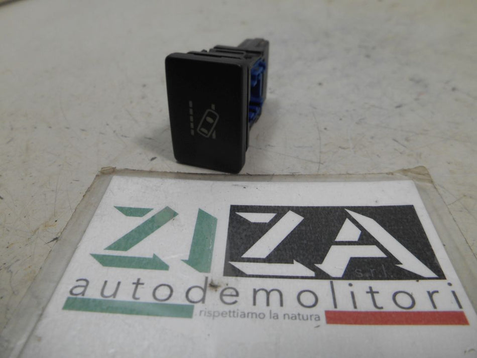 Pulsante Lane Assist Mantenimento Corsia Toyota Yaris XP130 2017 15D100