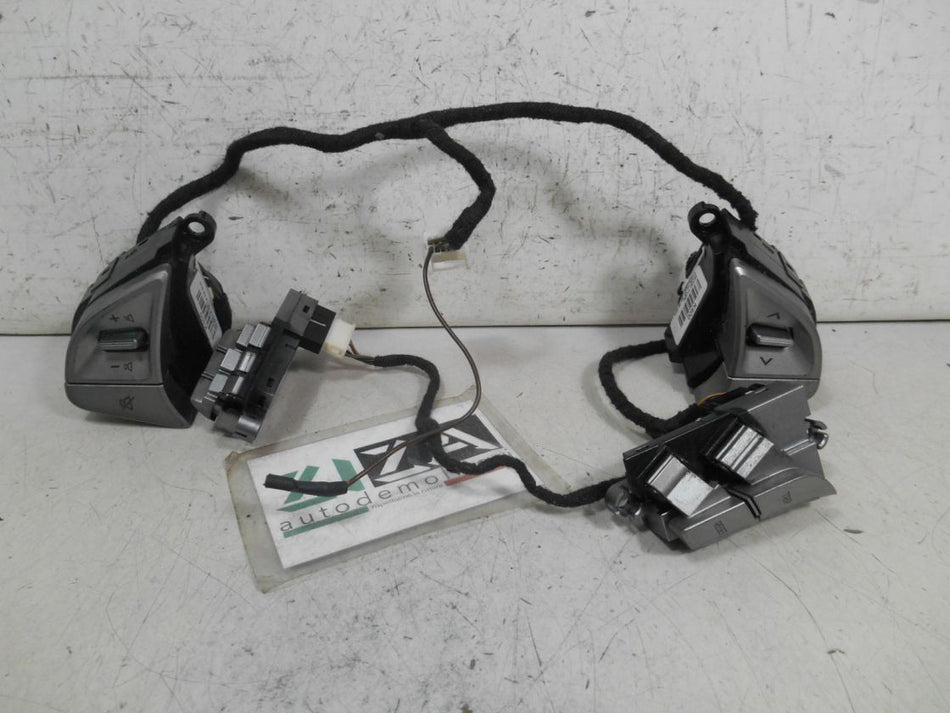 Comandi al Volante Hyundai ix20 2014 96700-1K300 96700-1K400 96700-1K900 96700-1K210