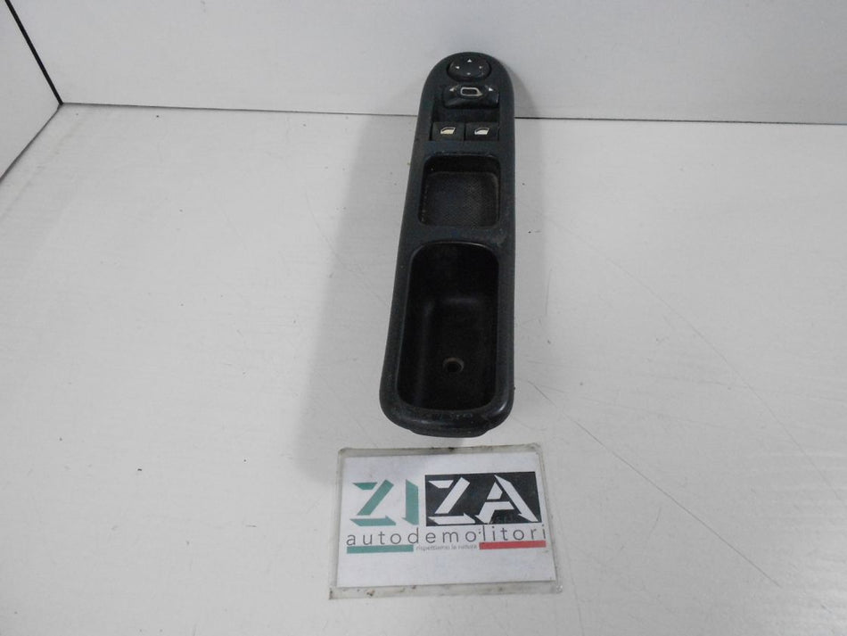 Pulsantiera Alzacristalli Anteriore Sinistra Peugeot 307 2004 96351622XT