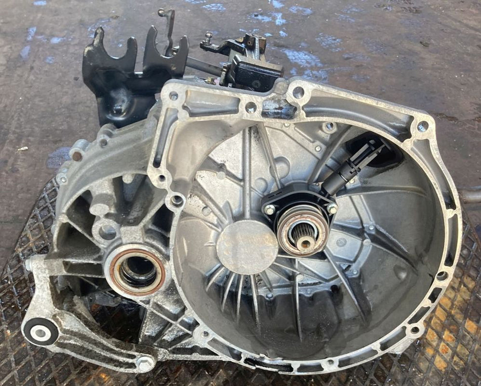 Cambio Manuale 5 Marce Ford Transit Connect 1.5 74.2kw 101Cv XVGA 2017