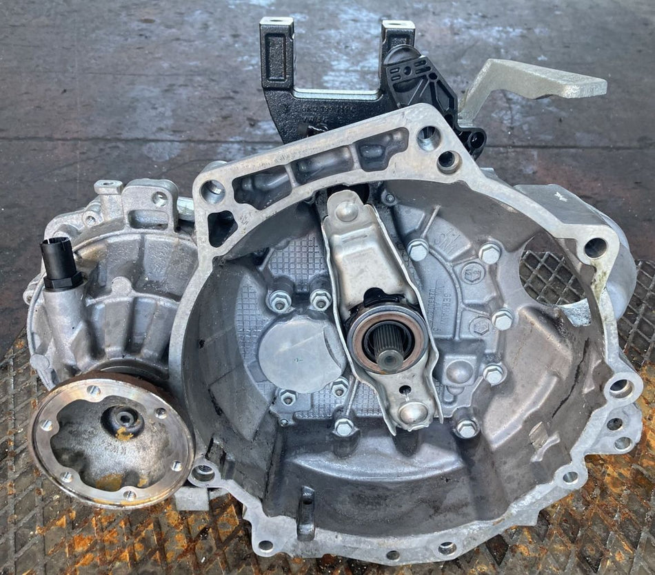 Cambio Manuale 5 Marce VW Polo 6C SW 1.2 55kw 75cv CFW 2012 MZK