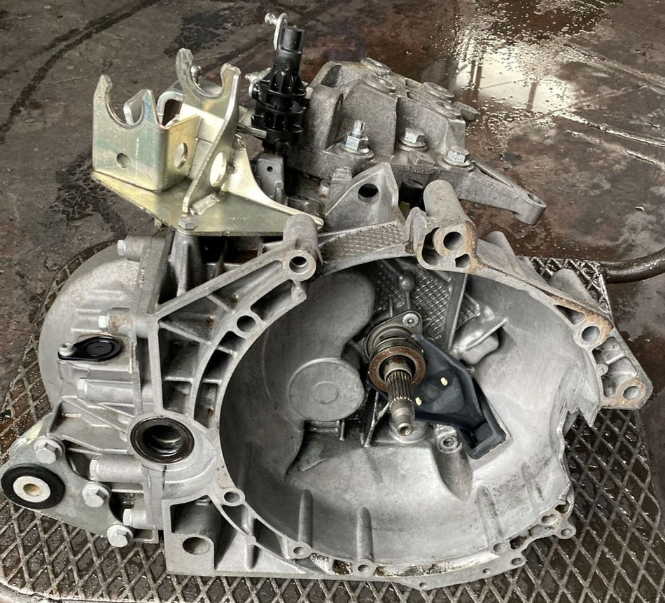 Cambio Manuale 6 Marce Peugeot Boxer II 2.2 88kw 120cv 4HU 2010 20GP09