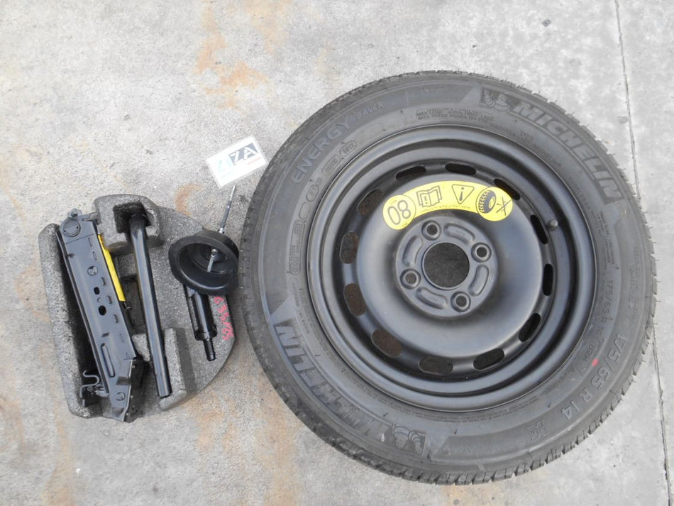 Ruota di Scorta + Kit Ford Fiesta VI 2012 175/65R14 82H 5,5JX14X37,5