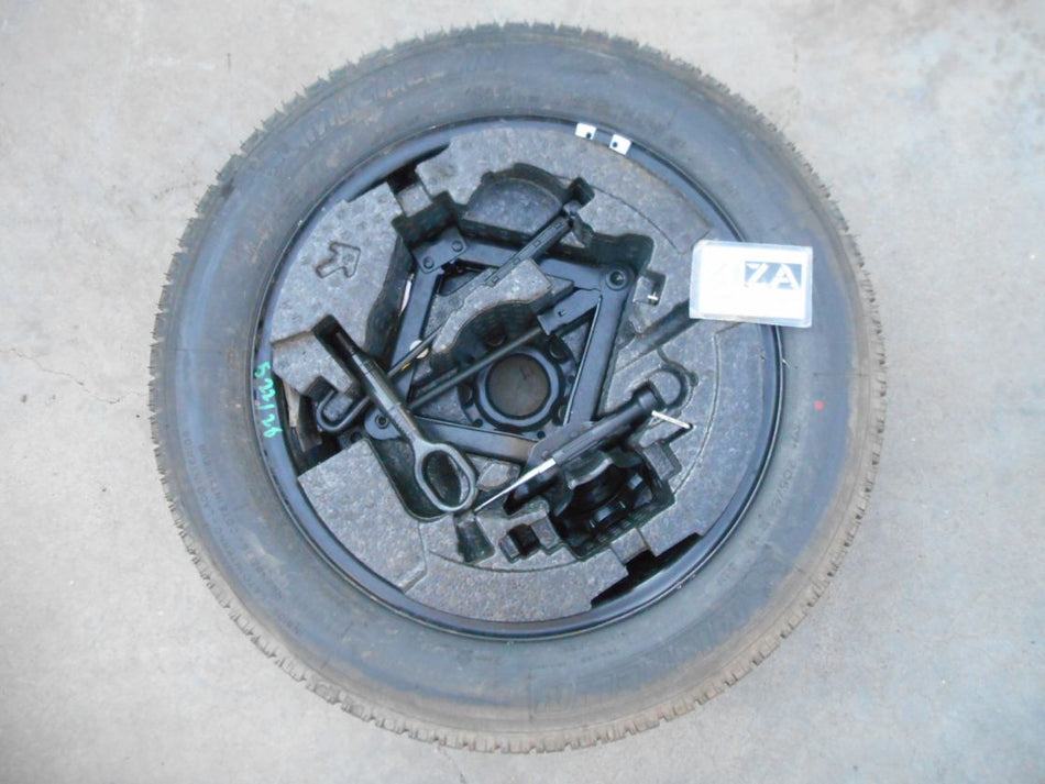 Ruota di Scorta + Kit Skoda Octavia 5E 2015 205/55R16 91V 5Q0601307F 5Q0601027M