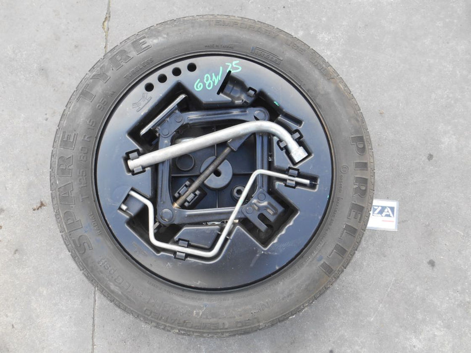 Ruota di Scorta + Kit Lancia Musa I 2004 4.00BX15H ET35 T125/80R15 95M