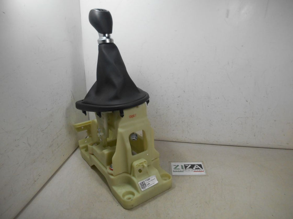 Leva Cambio 5 Marce Hyundai i10 AC3 1.0 2024 43700K7120NNB