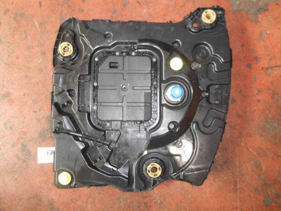 Serbatoio AdBlue Peugeot 2008 1.6 120cv BH01 2015 9812914780 9818703780