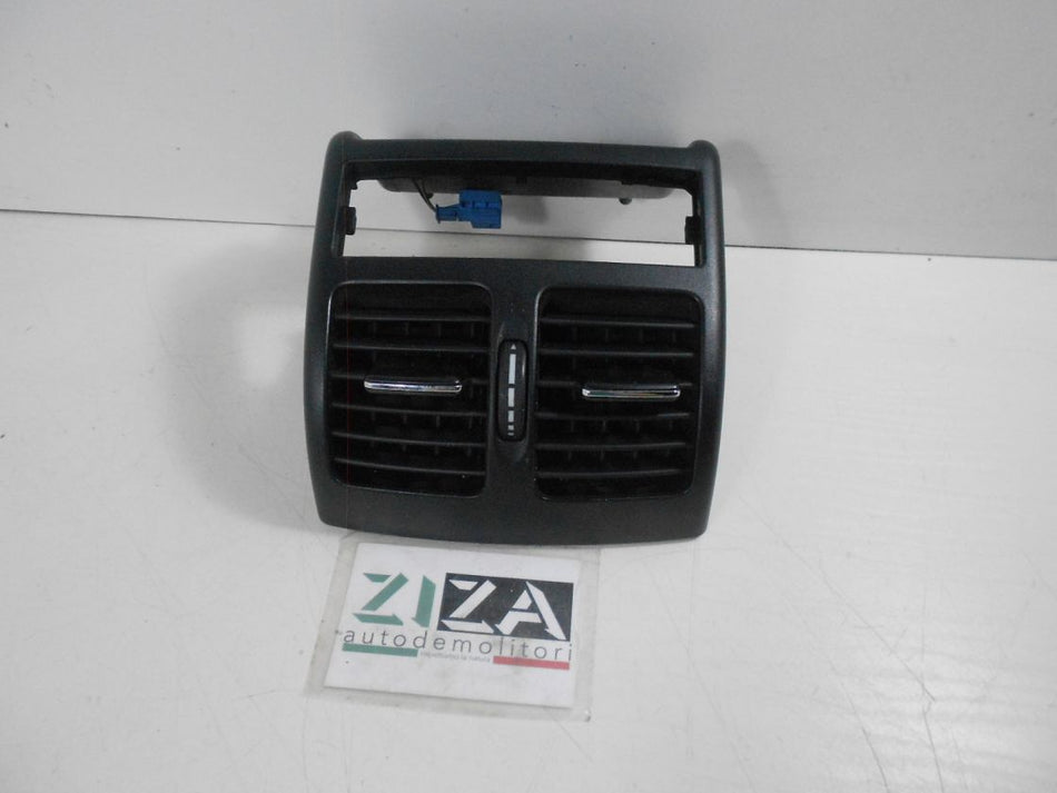 Bocchetta Aria Posteriore Tunnel Mercedes W204 2007 A2048301054