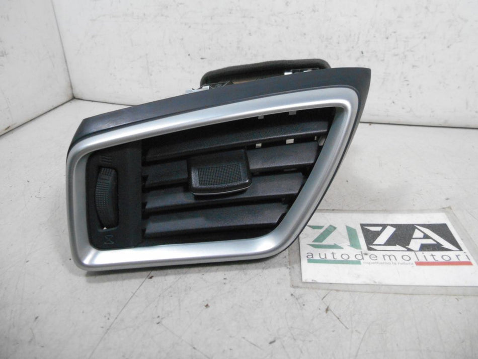 Bocchetta Aria Esterna Sinistra Nissan Qashqai J11 2019 68761HV00B