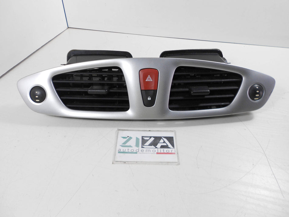 Bocchetta Aria Centrale Renault Scenic III X-MOD 2010 682600031R