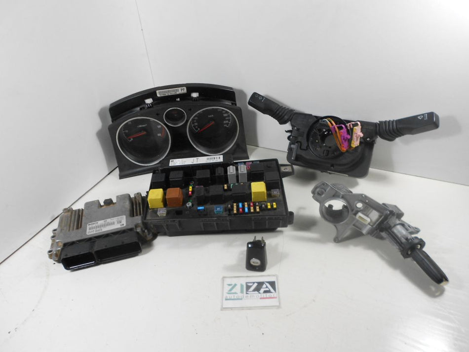 Kit Chiave ECU Opel Zafira B 1.9 CDTI 120cv Z19DT 2006 0281012549 55198922