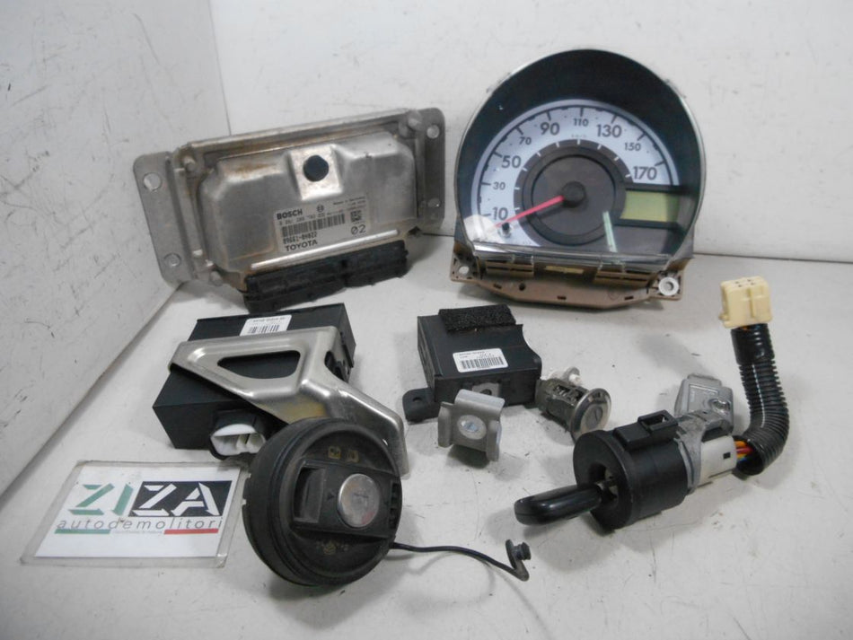 Kit Chiave ECU Toyota Aygo 1.0 50kw 1KRFE 2005 89661-0H022 0261208702