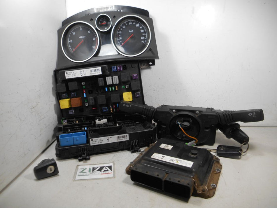 Kit Chiave ECU Opel Astra H 1.7 81kw Z17DTR 2009 55571776 MB275800-9540