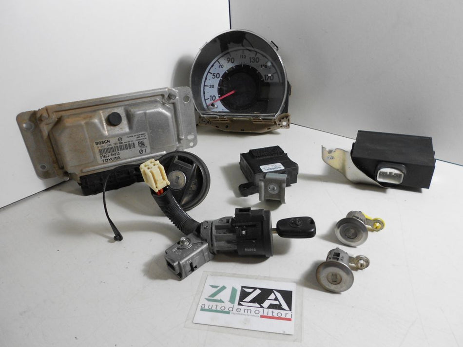 Kit Chiave ECU Toyota Aygo 1.0 50kw 1KRFE 2008 89661-0H013 0261208704