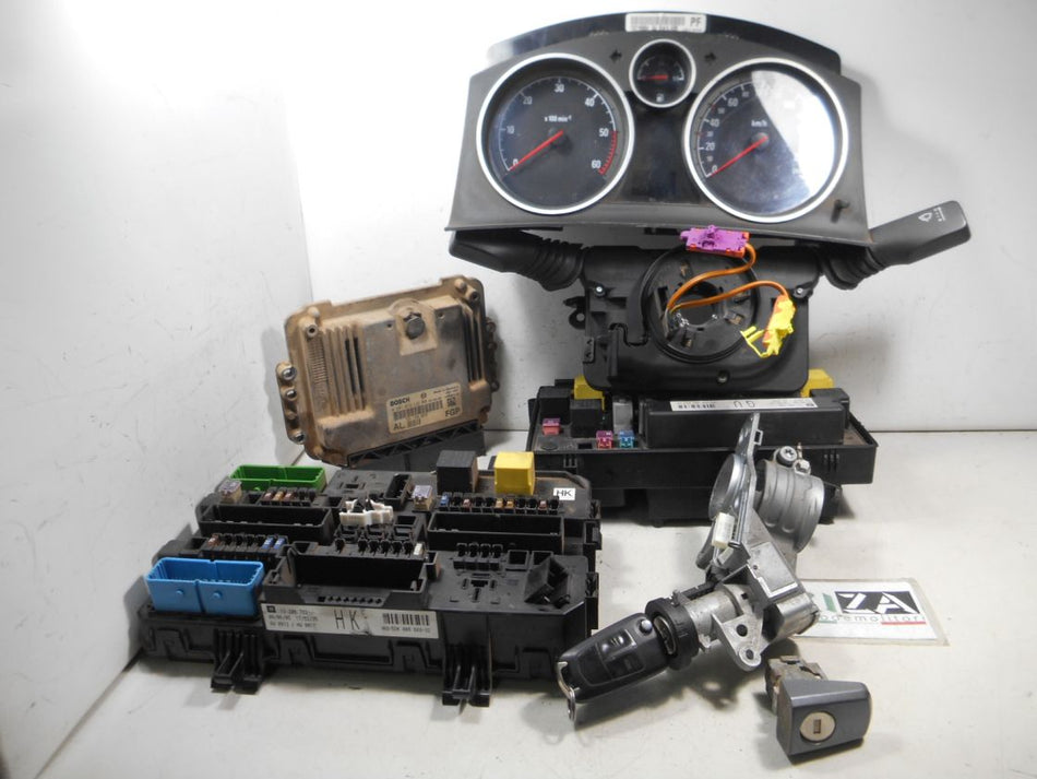 Kit Chiave ECU Opel Astra H SW 1.9 150cv Z19DTH 2005 55198054 0281012122