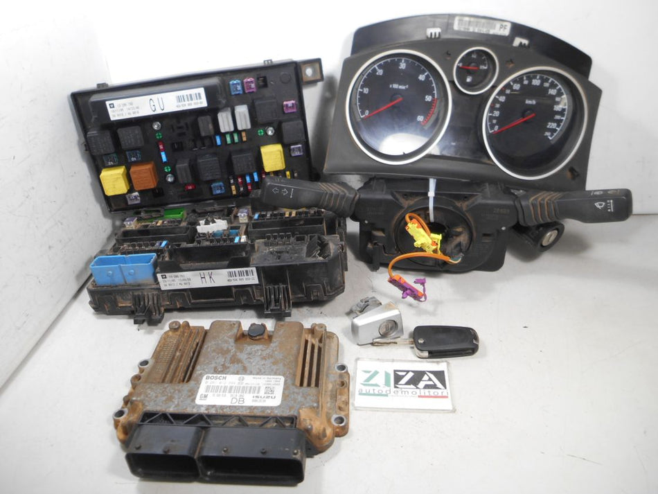 Kit Chiave ECU Opel Astra H 1.7 74kw Z17DTH 2006 0281012694 55560810