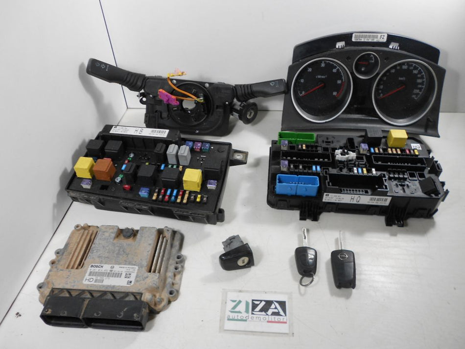 Kit Chiave ECU Opel Zafira B 1.9 CDTI 120cv Z19DT 2008 0281014452 55566279