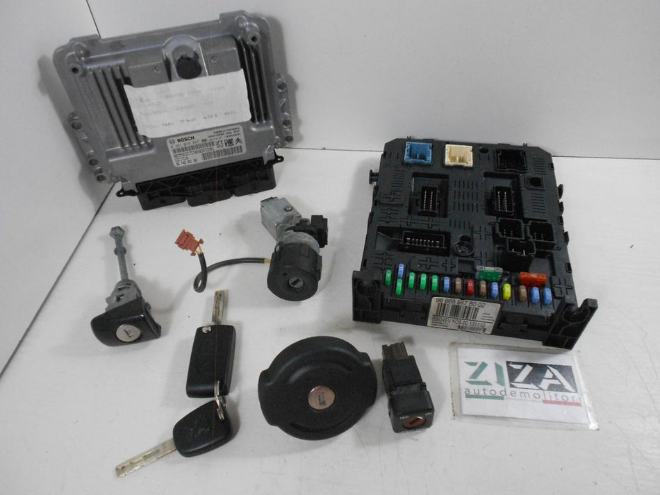 Kit Chiave ECU Peugeot 308 I 1.6 HDI 68kw 9HP 2011 9674245180 0281015847