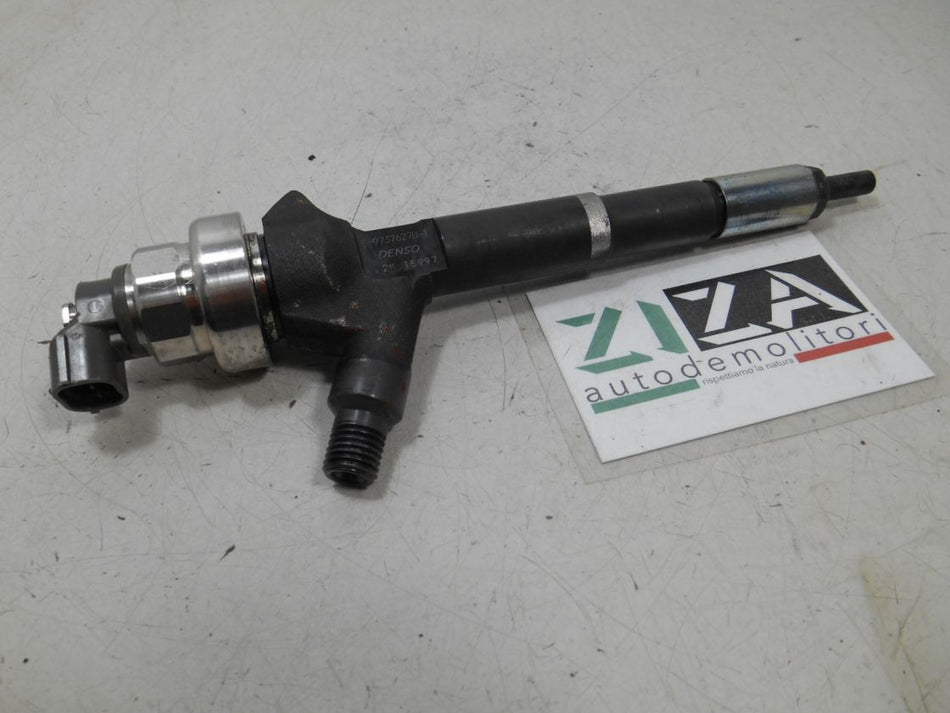 Iniettore Opel Astra H 1.7 CDTI 81kw 110cv Z17DTR 2008 8-97376270-1