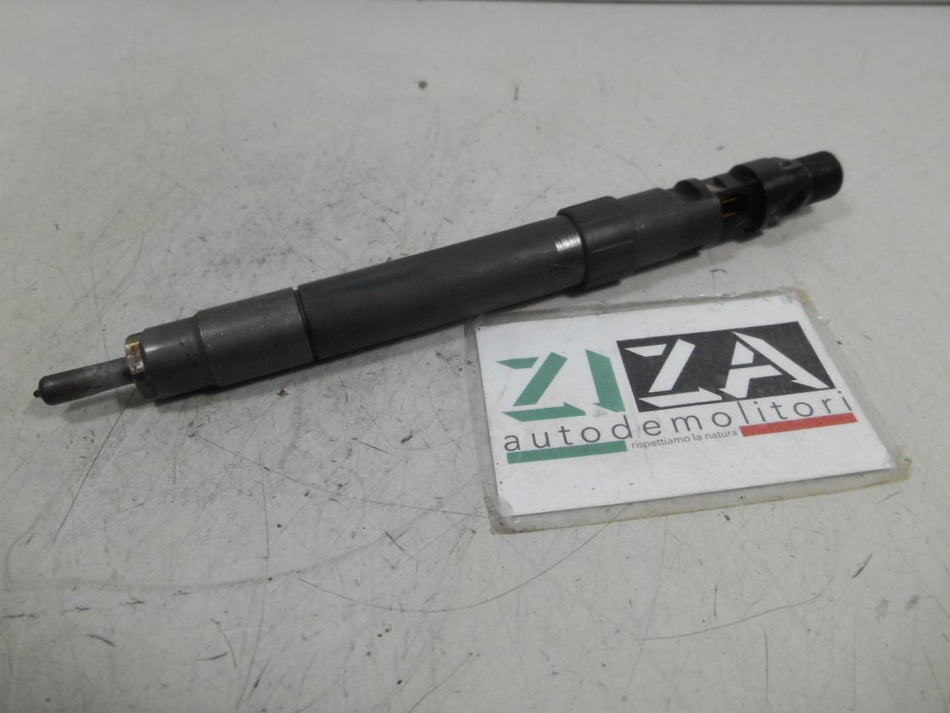 Iniettore Ford Mondeo III SW 2.0 120kw TXBA 2010 9686191080