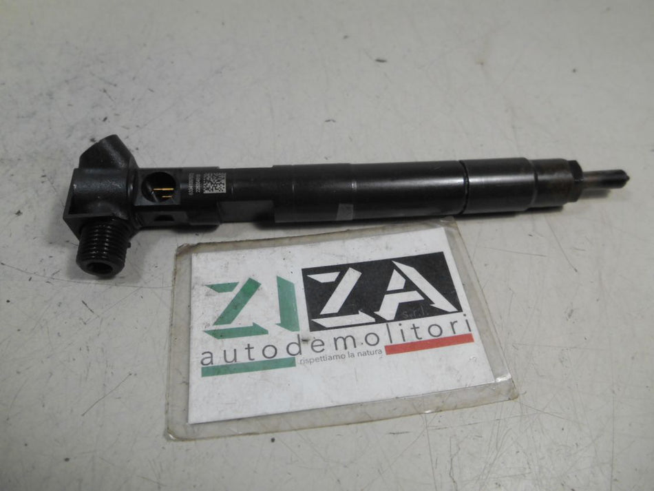 Iniettore Mercedes W176 A200 1.8 CDI 100kw 651901 2014 A6510701387 228354010