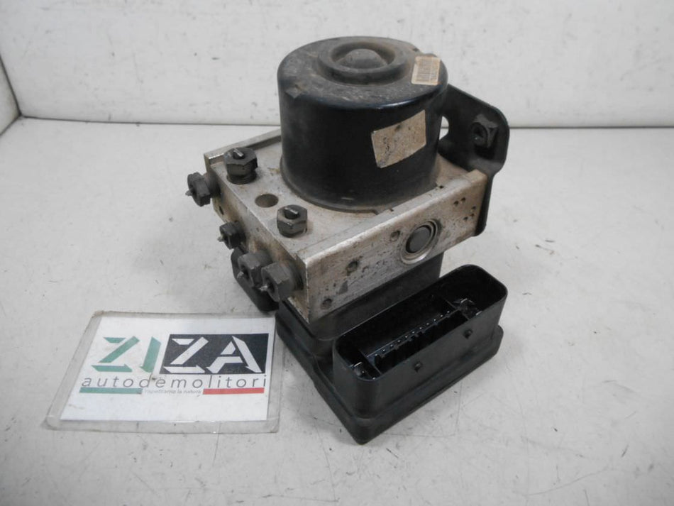Centralina ABS Ford Fiesta VI 2009 8V512M110AD 06.2109-5581.3