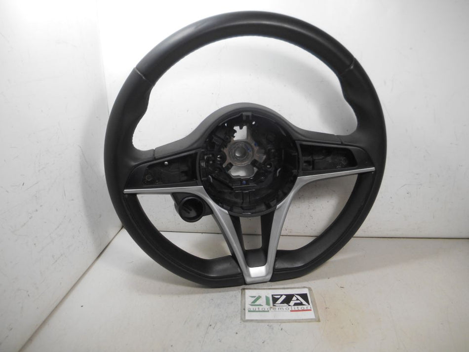 Volante Alfa Stelvio 2018 01561477630