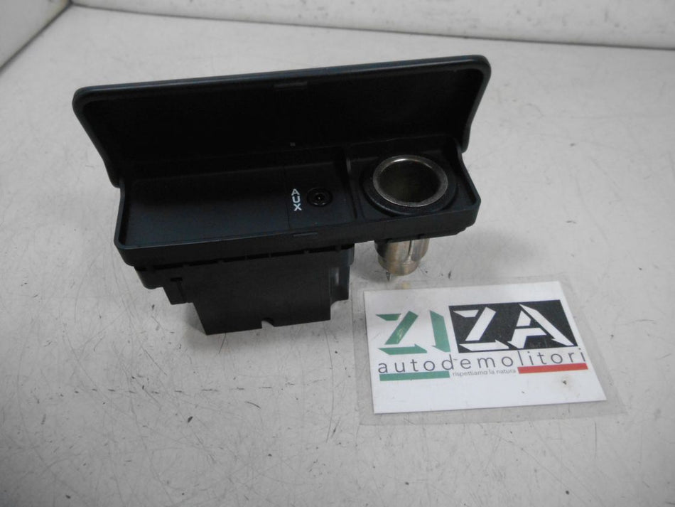 Presa Porta Ingresso AUX Range Rover Sport HSE 2005 903916000016