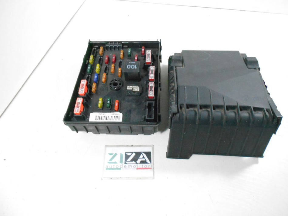 Scatola Fusibili VW Passat 3C SW 2.0 TDI 125kw CBB 2009 3C0937125