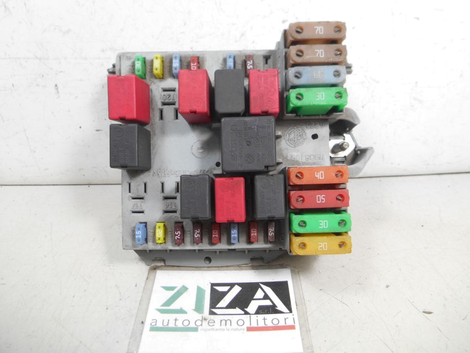 Scatola Fusibili Fiat Idea 1.3 Mjet 66kw 90cv 199A3000 2006 51739427