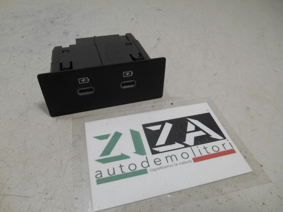 Presa Porta Ricarica USB Renault Captur II 2025 284H39975R-A