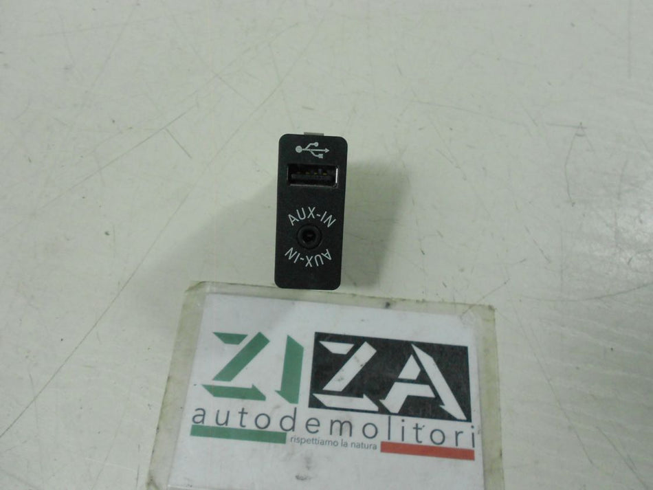 Presa Porta Ingresso AUX USB Mini Cooper F55 2015 84.10-9266607-03